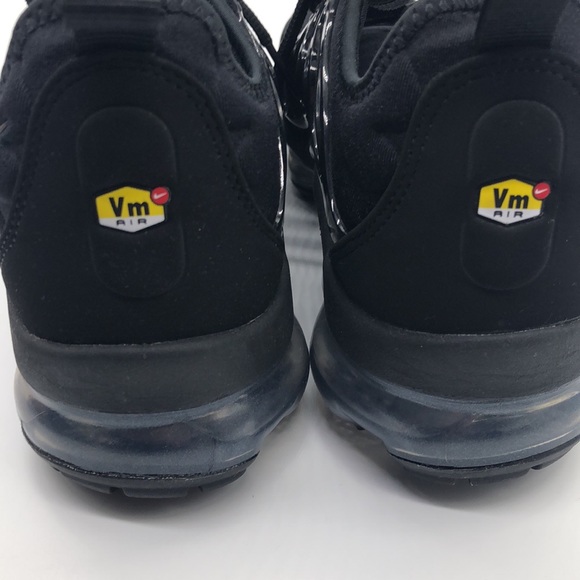 Nike Women’s Air Vapormax Plus DH1063-001 Black Running Sneaker USED Size 7.5 - Picture 10 of 12